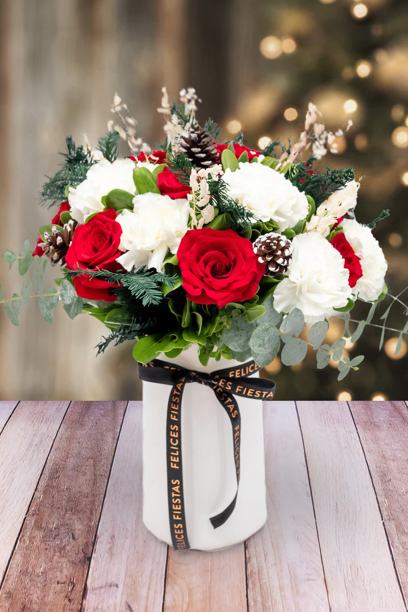 Luz del Norte - Rosa Roja, Clavel Blanco y Piñas Navideñas