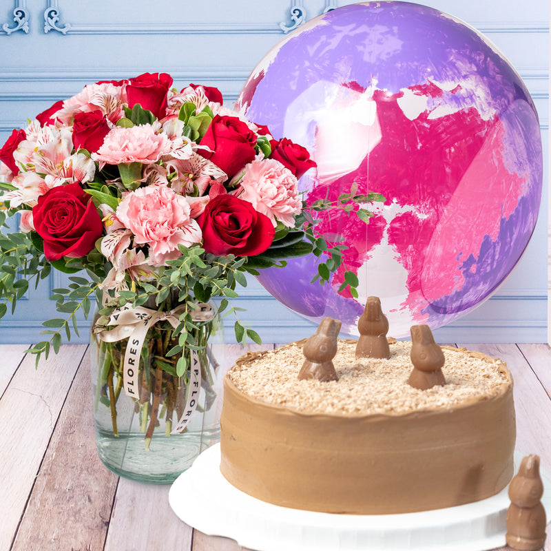 Enamorados - con Pastel de Conejito Turín y Globo Explosión