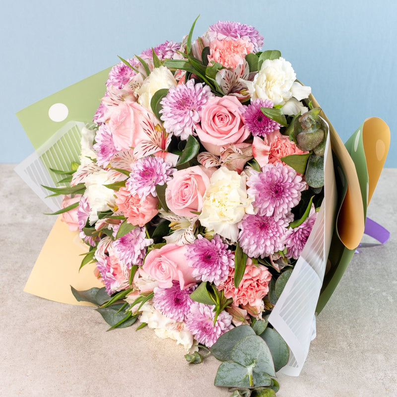Ramo Fuego - Rosa, Clavel Rosa, Blanco, Moreliana y Astromelia Rosa
