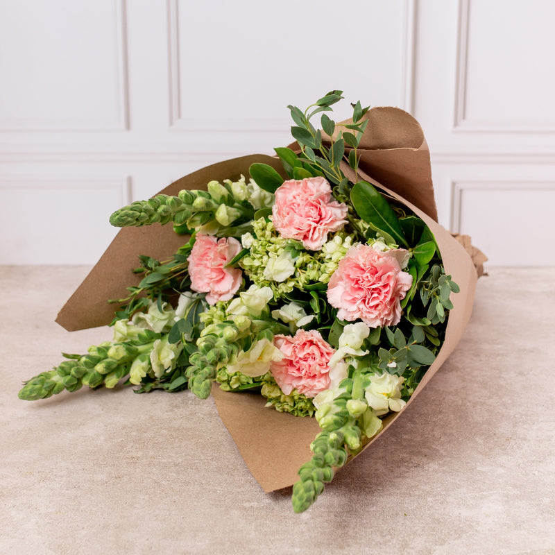 Ramo Nina Ricci - Clavel Rosa y Hortensia.