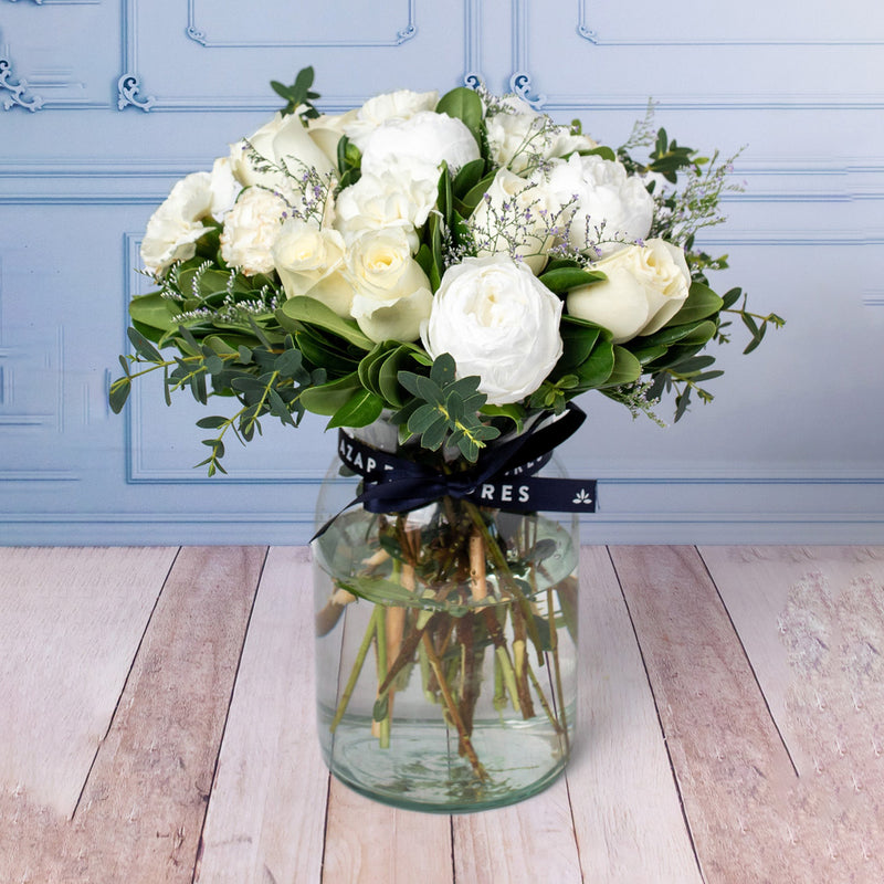 Maravilla - Peonia Blanca, Rosa Blanca y Clavel Blanco