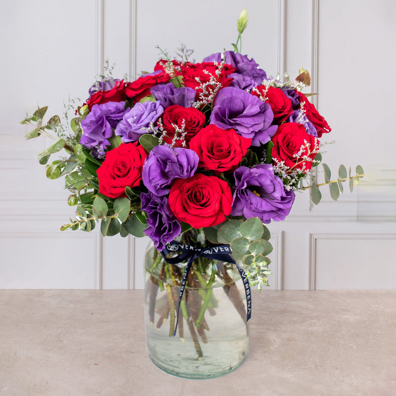 París - Rosa Roja y Lisianthus Morado